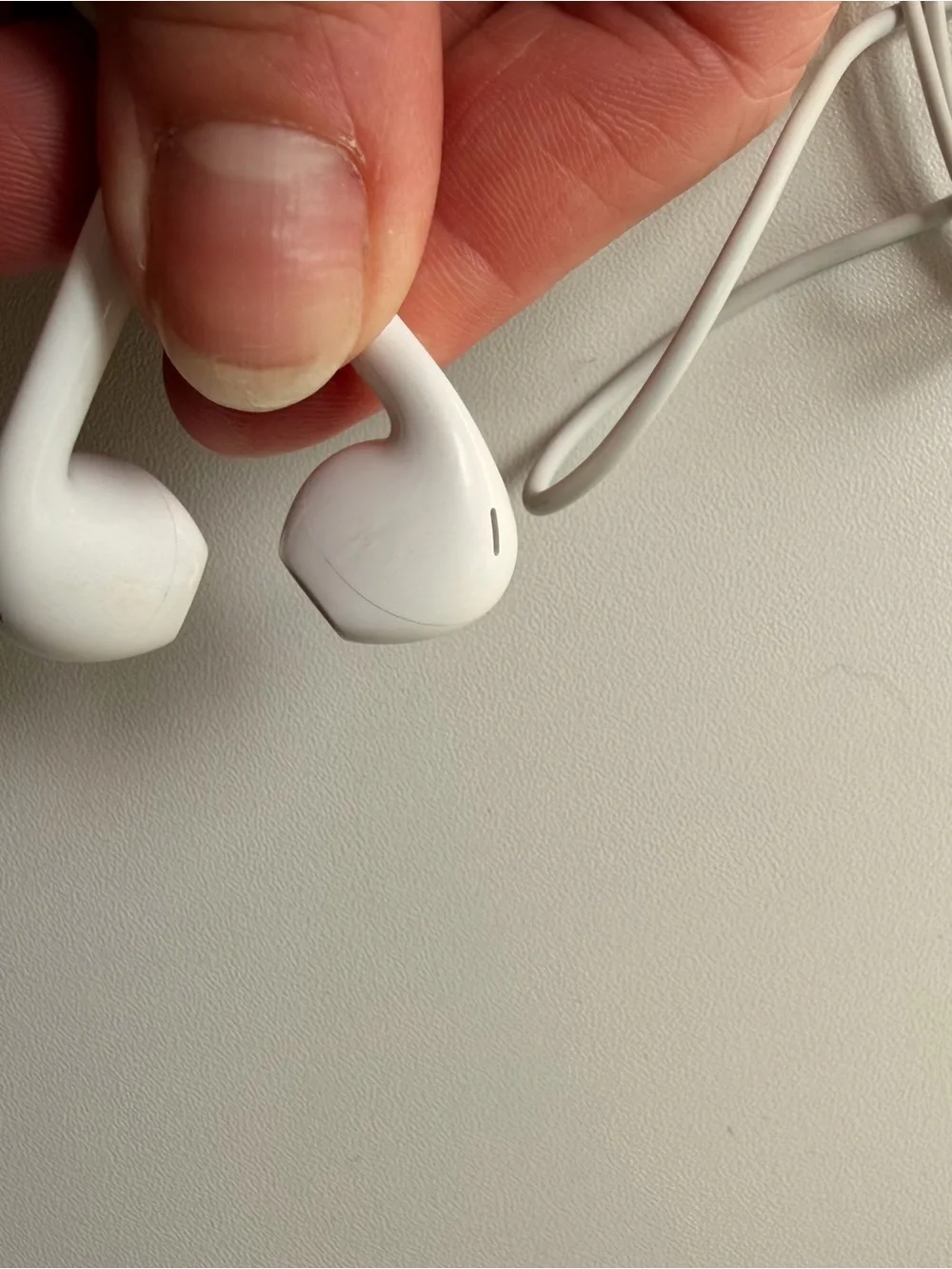 Apple White Earbud Headphones with Lightning Connector